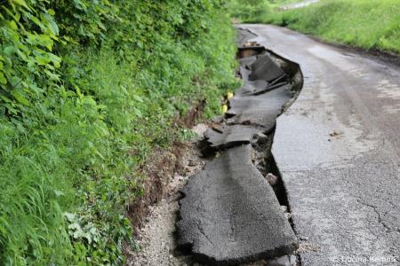 Včerajšnje močno neurje v Motniku (13)